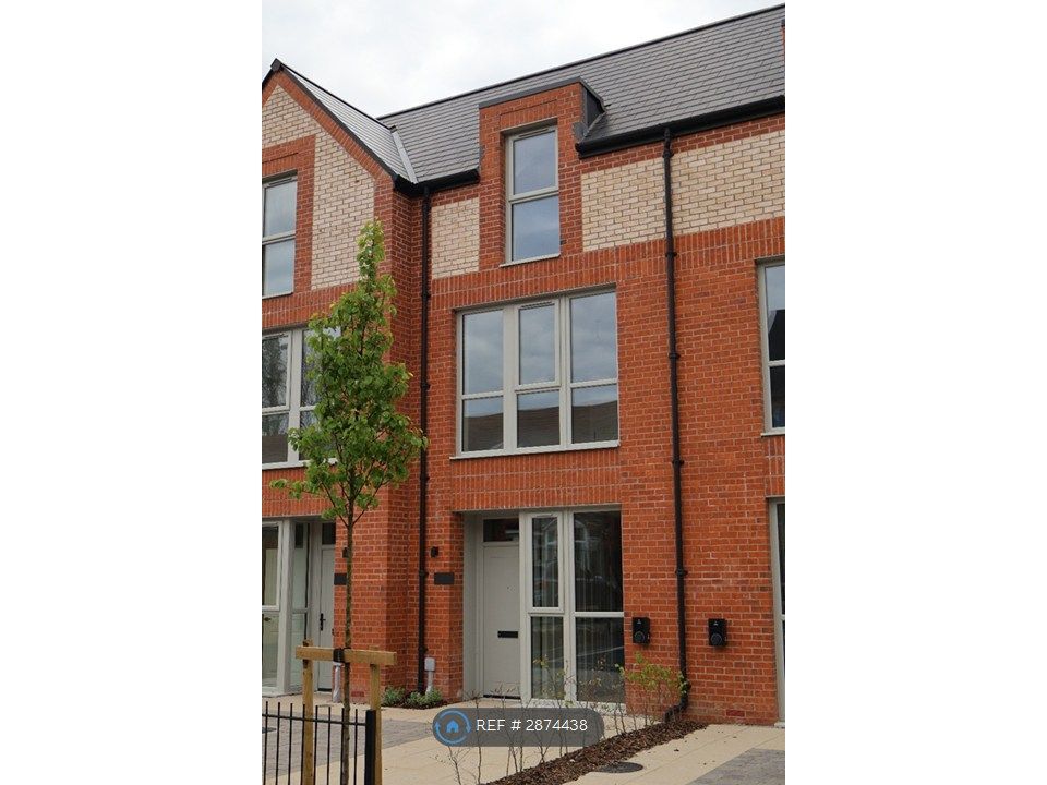 Property photo 2 of 22 Front Of House