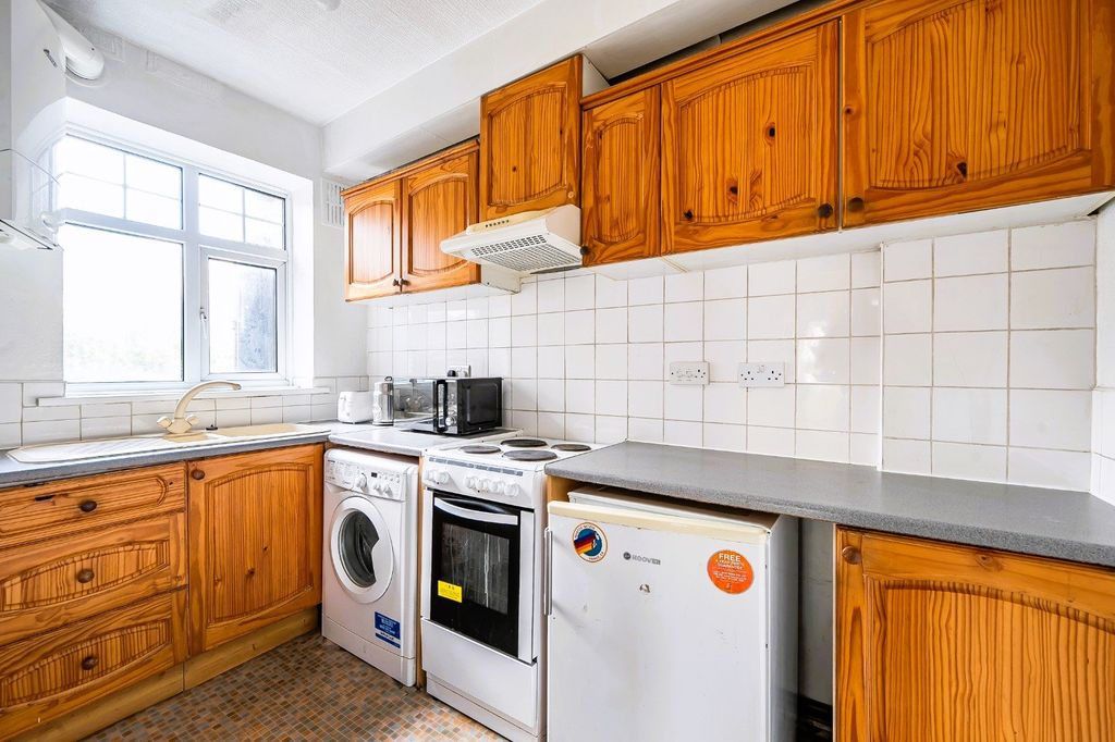 Property photo 3 of 13 Picture No. 34