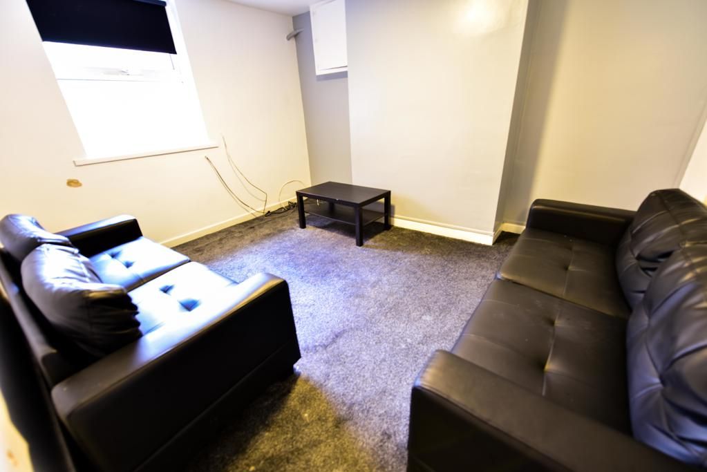 Property photo 3 of 13 Jpg
