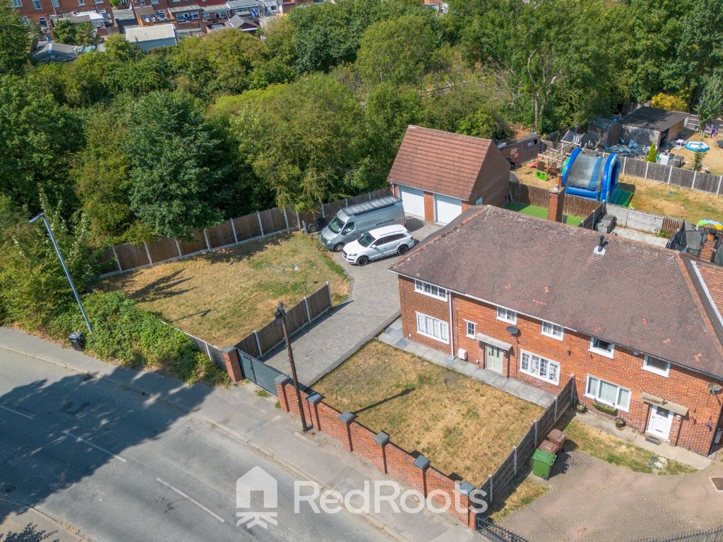 Property photo 1 of 32 5348190