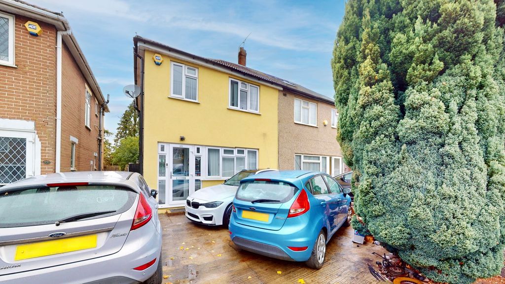 Property photo 1 of 27