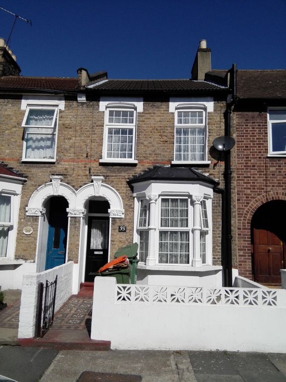 Property photo 2 of 5