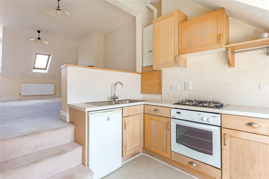 Property photo 2 of 8 Picture No. 05
