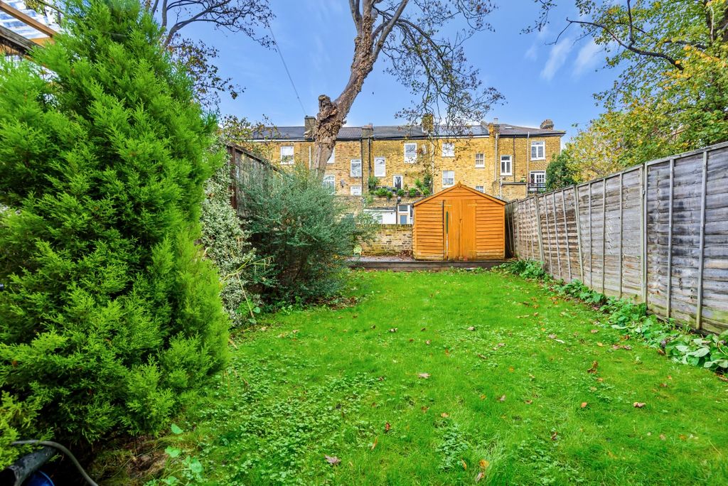 Property photo 3 of 8 920959 (7)c