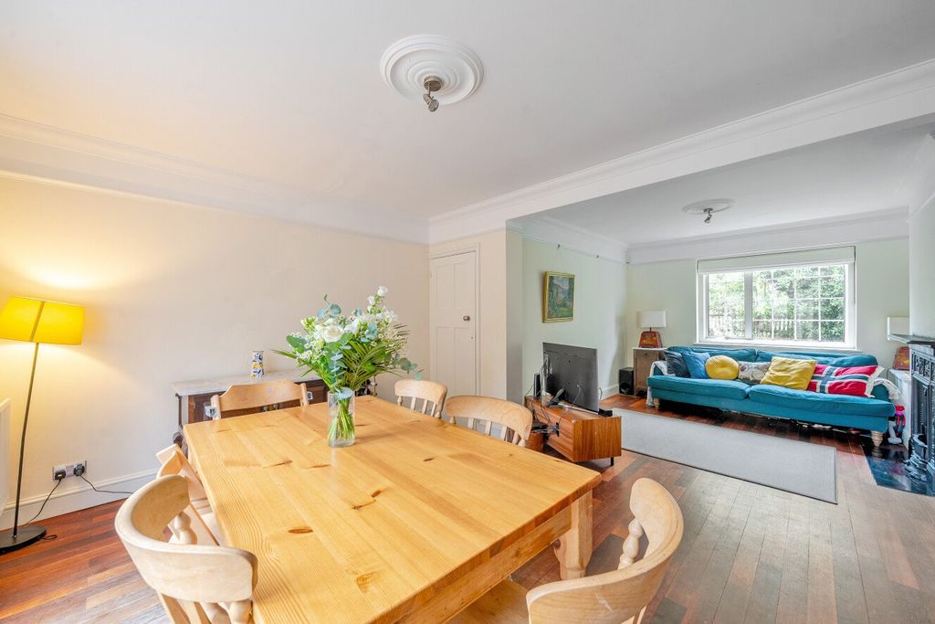 Property photo 2 of 19 Picture No. 13