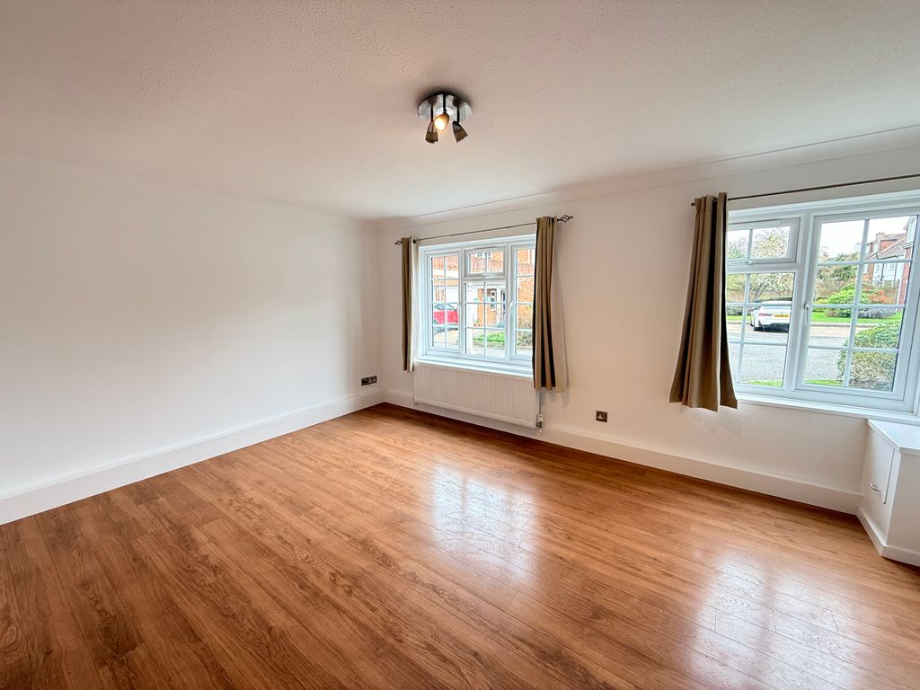 Property photo 2 of 16 Img_4071