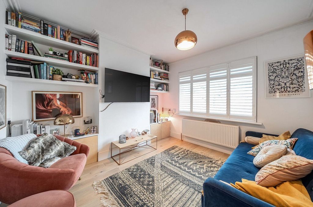 Property photo 3 of 21