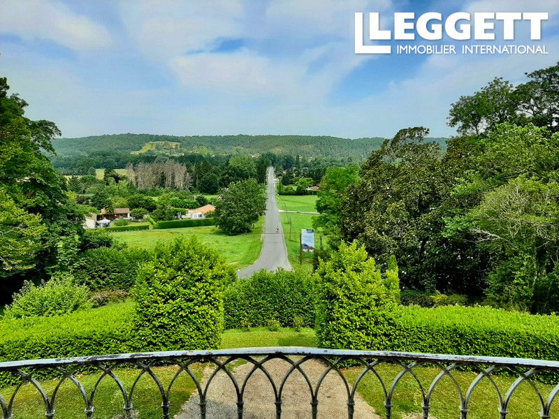 Property photo 2 of 10