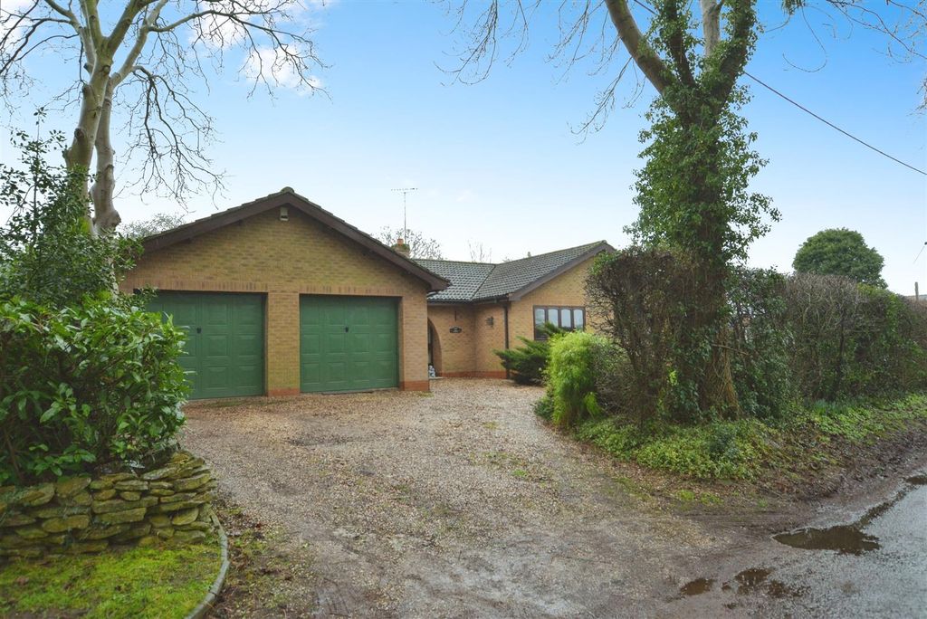 Property photo 1 of 43 Front