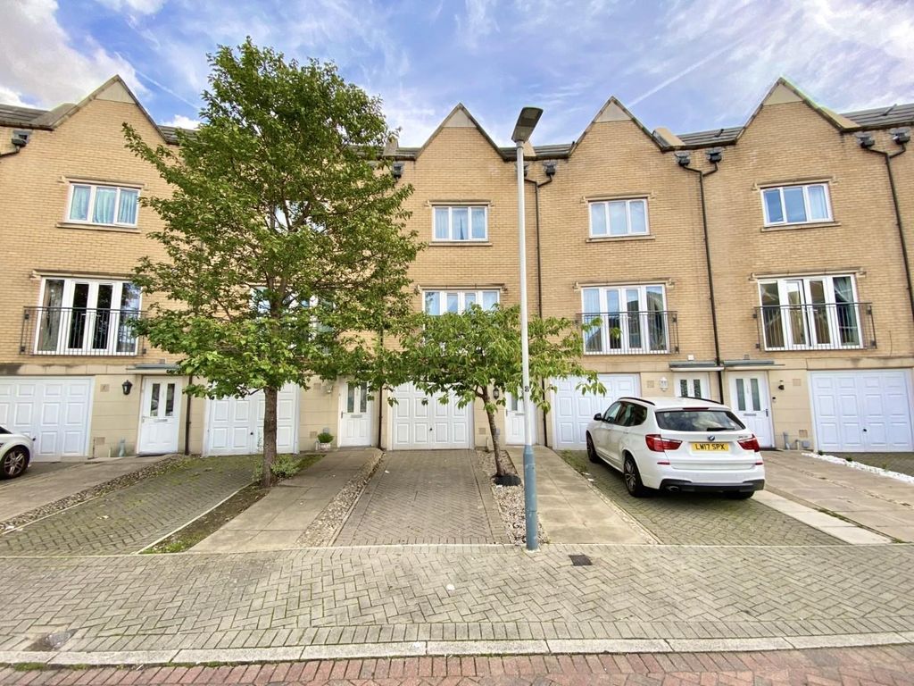 Property photo 1 of 17 Thumbnail_Img_2206.Jpg