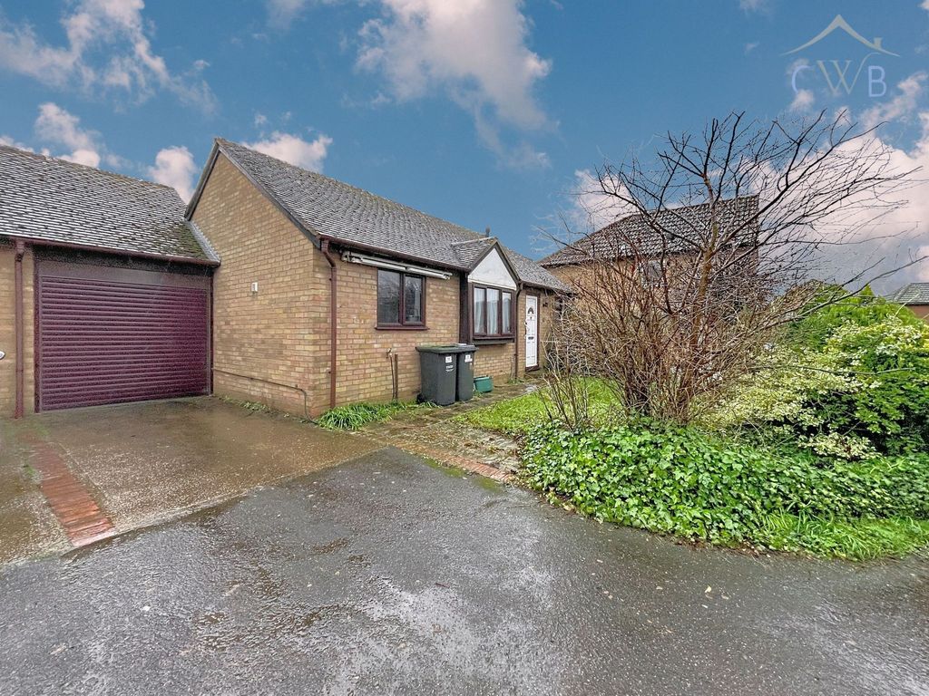 Property photo 1 of 18