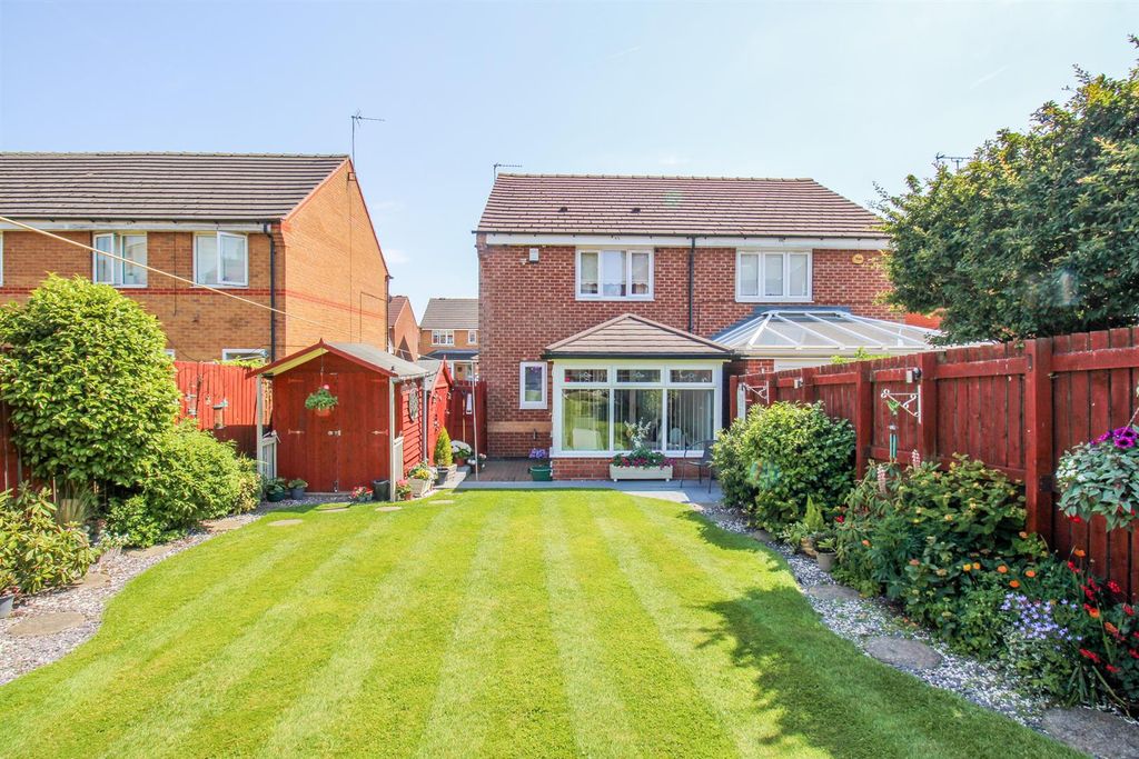 Property photo 2 of 19