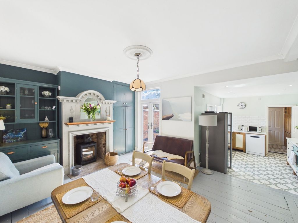 Property photo 2 of 19 Picture No. 06