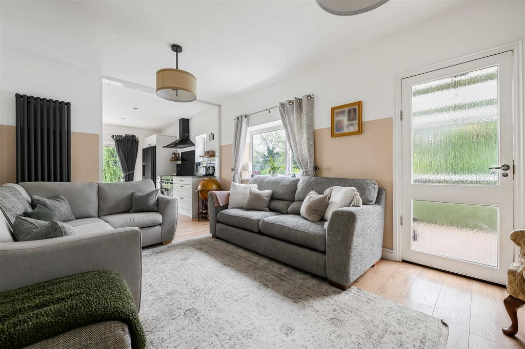 Property photo 3 of 27 27.Jpg