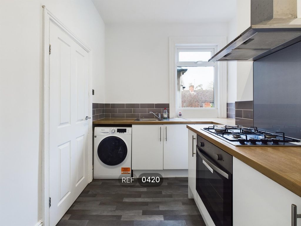 Property photo 1 of 25 Kitchen