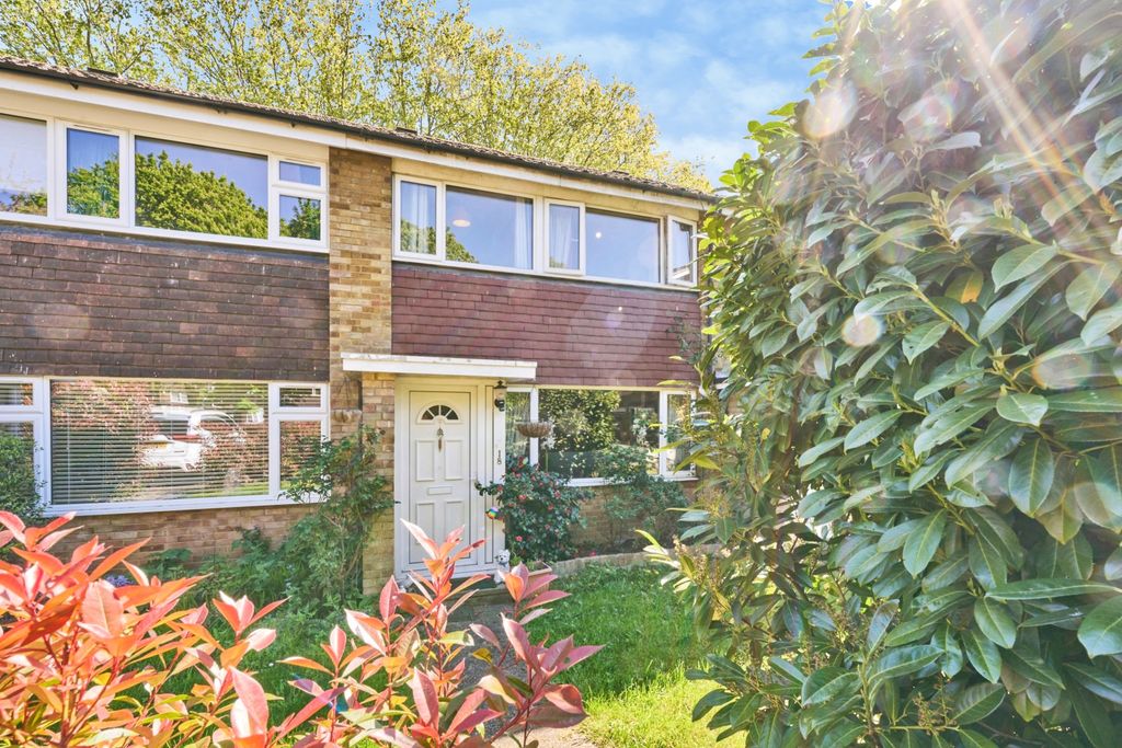 Property photo 1 of 18