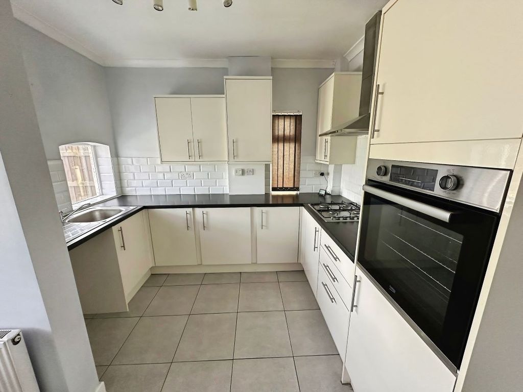 Property photo 3 of 10 Image 3