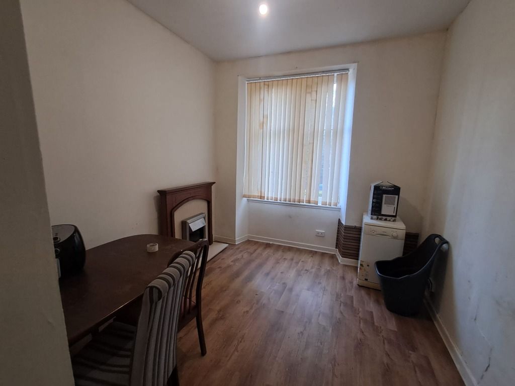 Property photo 3 of 12 Photo 3