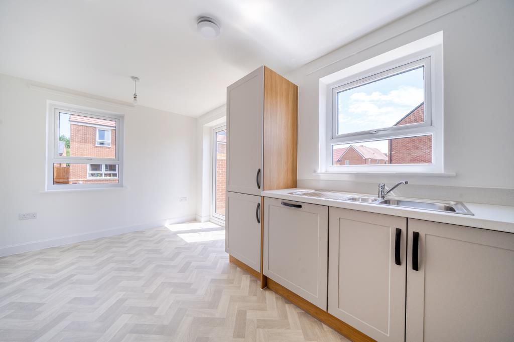 Property photo 2 of 16 Kitchen