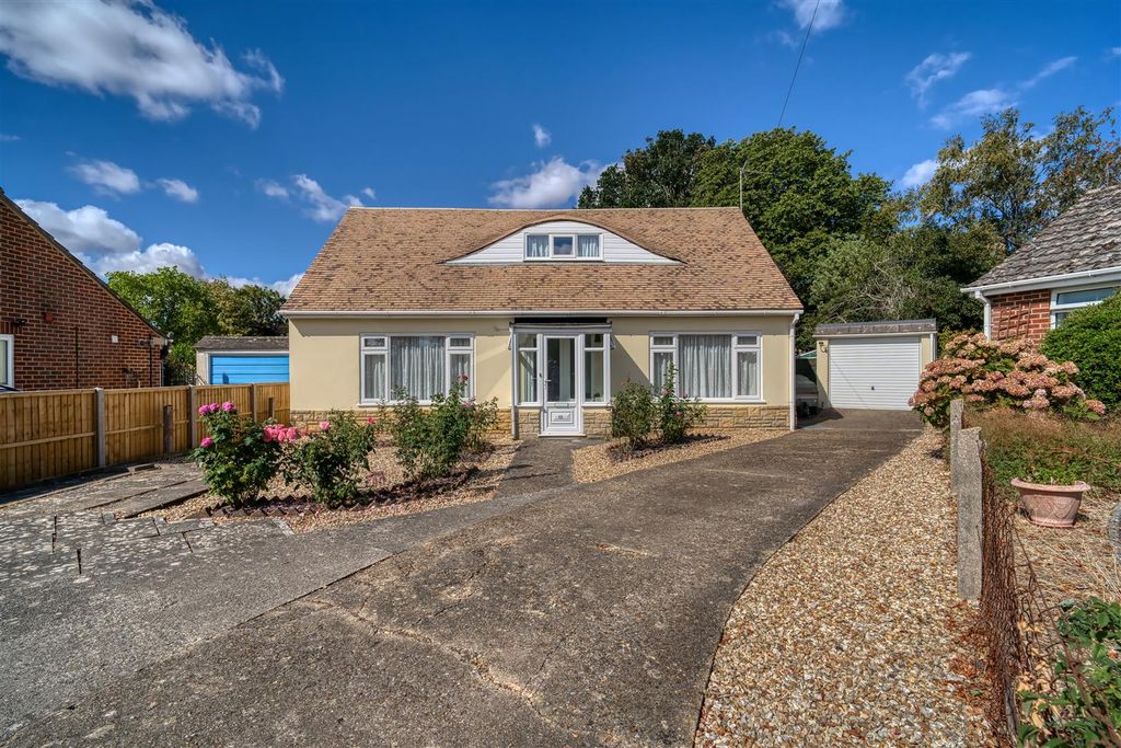Property photo 1 of 12 Front