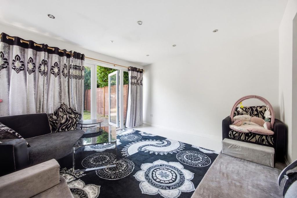 Property photo 3 of 12 Second Reception Room
