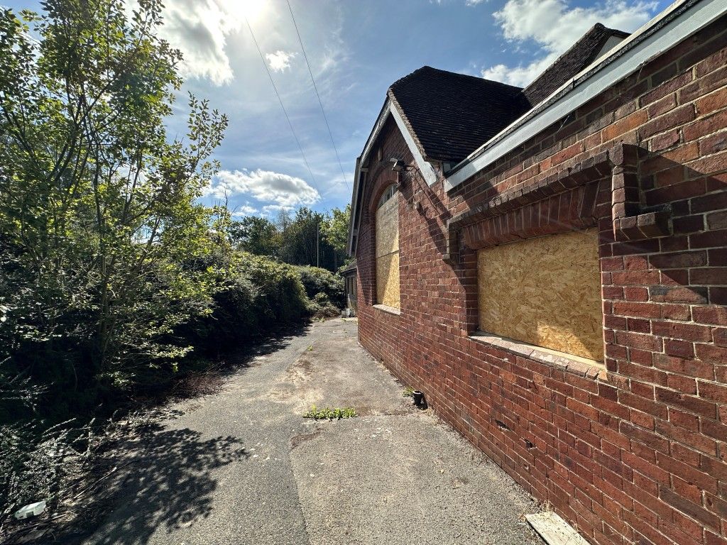 Property photo 3 of 22 External Rear Courtyard
