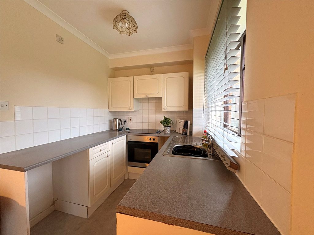 Property photo 2 of 12 Picture No. 22