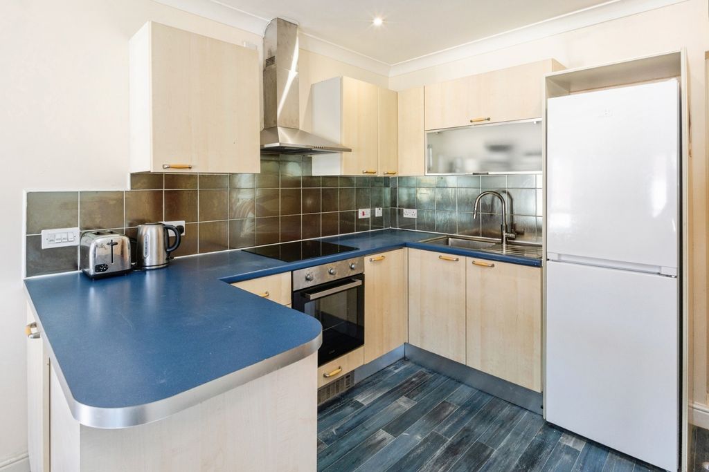 Property photo 3 of 15 Pbox-Img.Jpg