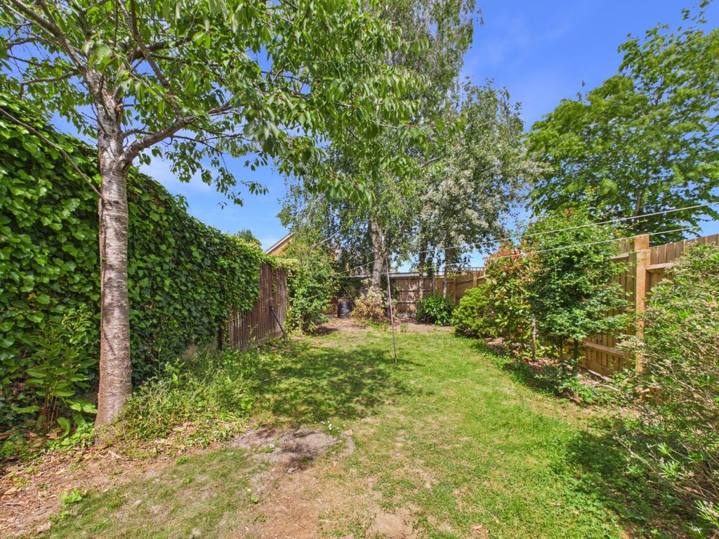 Property photo 3 of 16 Garden