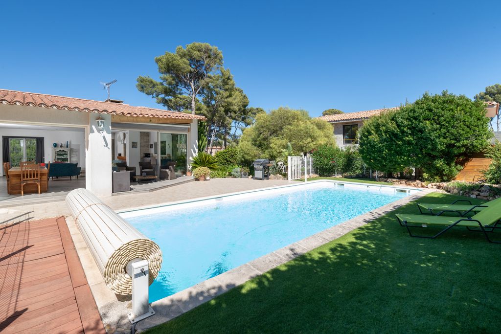 Property photo 3 of 19