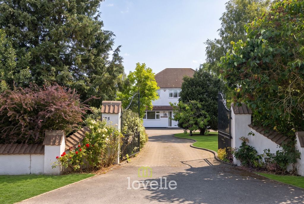 Property photo 1 of 33