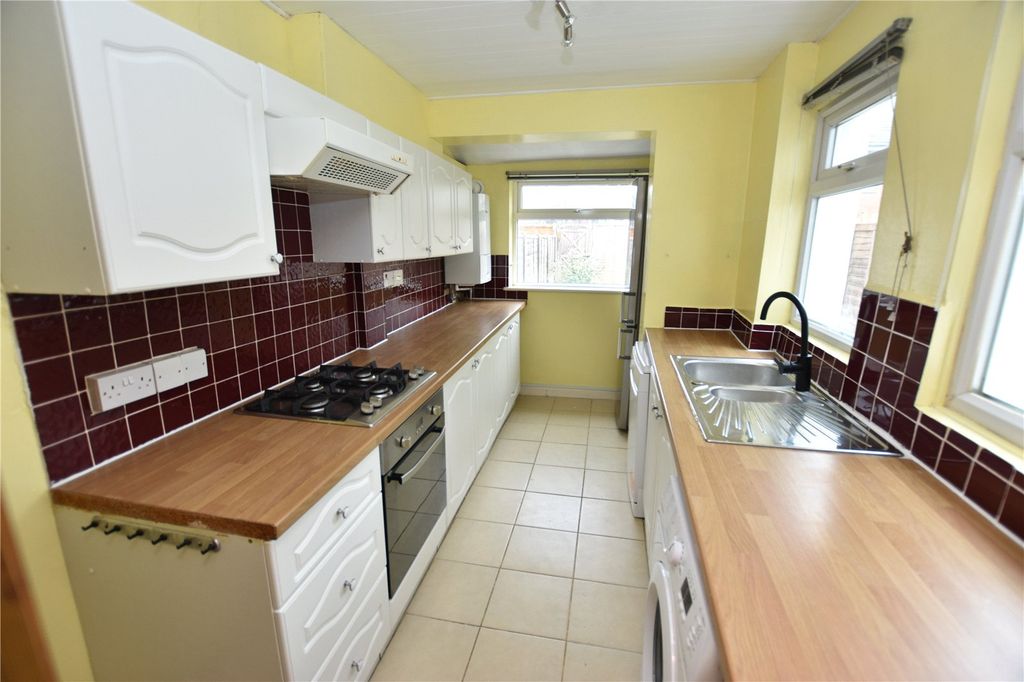 Property photo 3 of 15 Picture No. 07