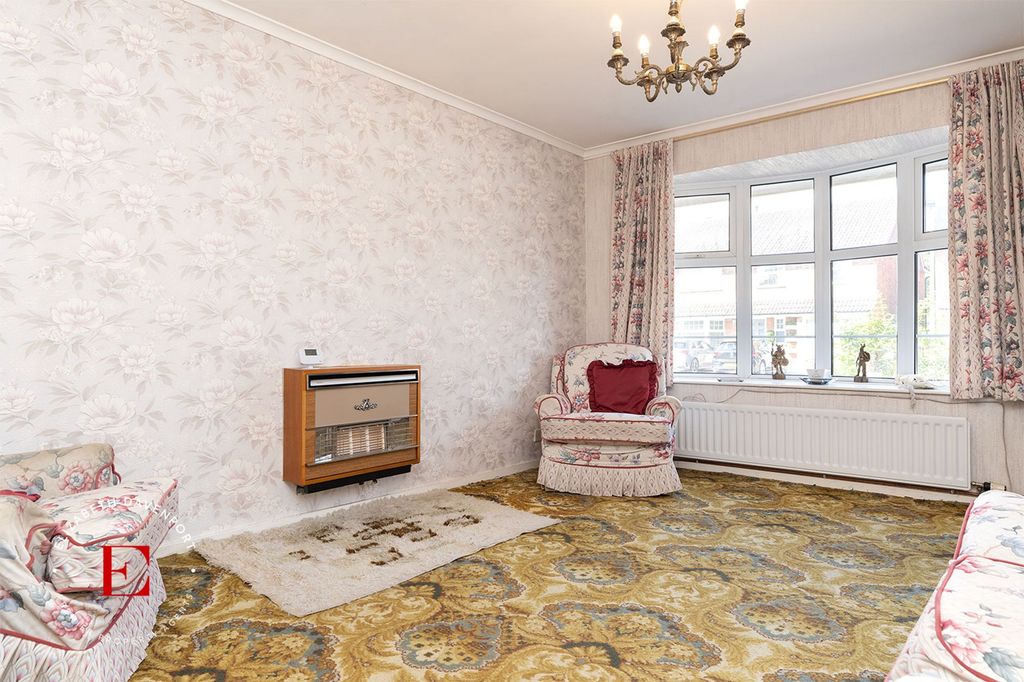 Property photo 3 of 15