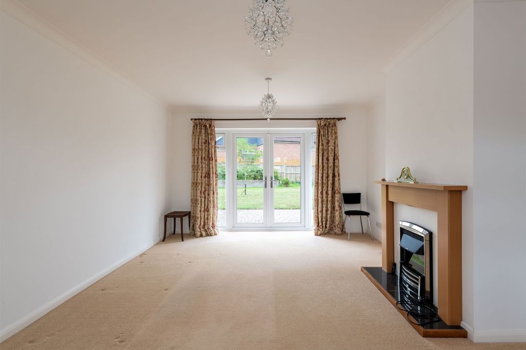 Property photo 3 of 16