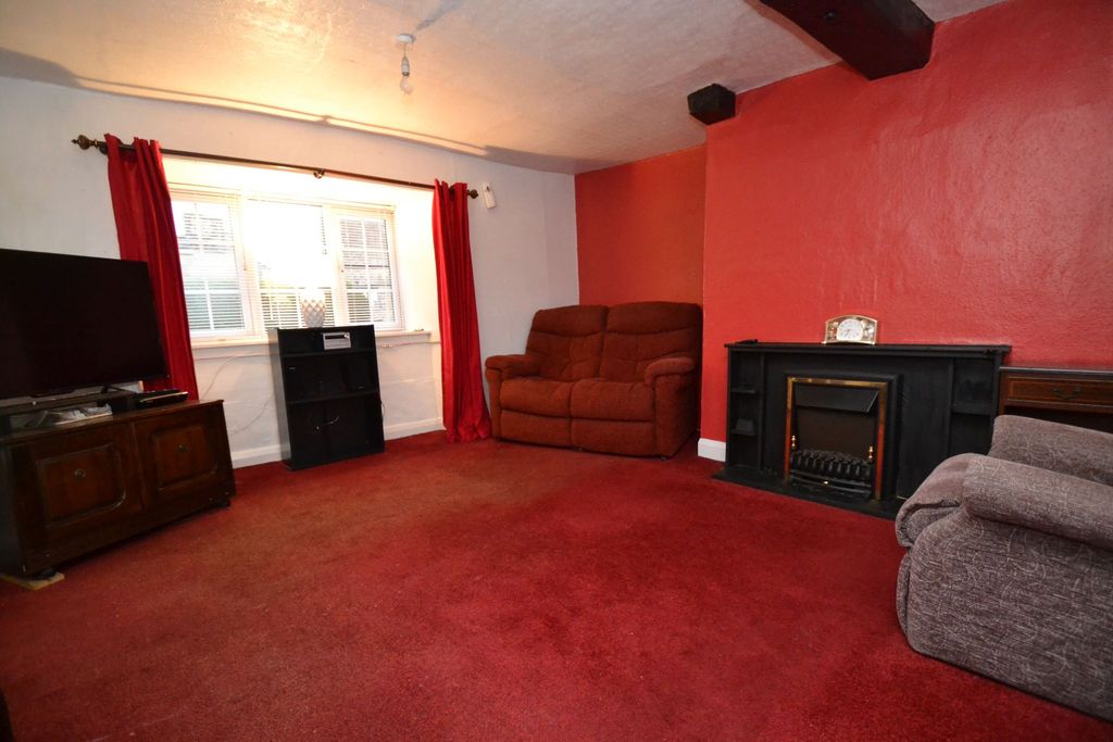 Property photo 2 of 13 Photograph 2