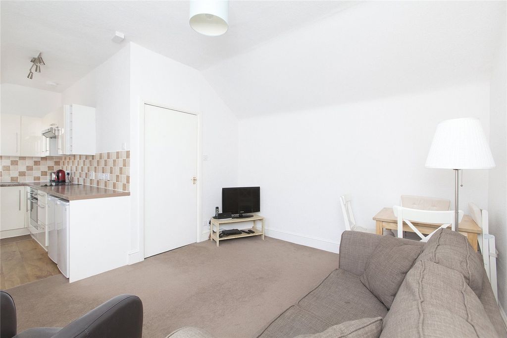 Property photo 2 of 12 Photo 2