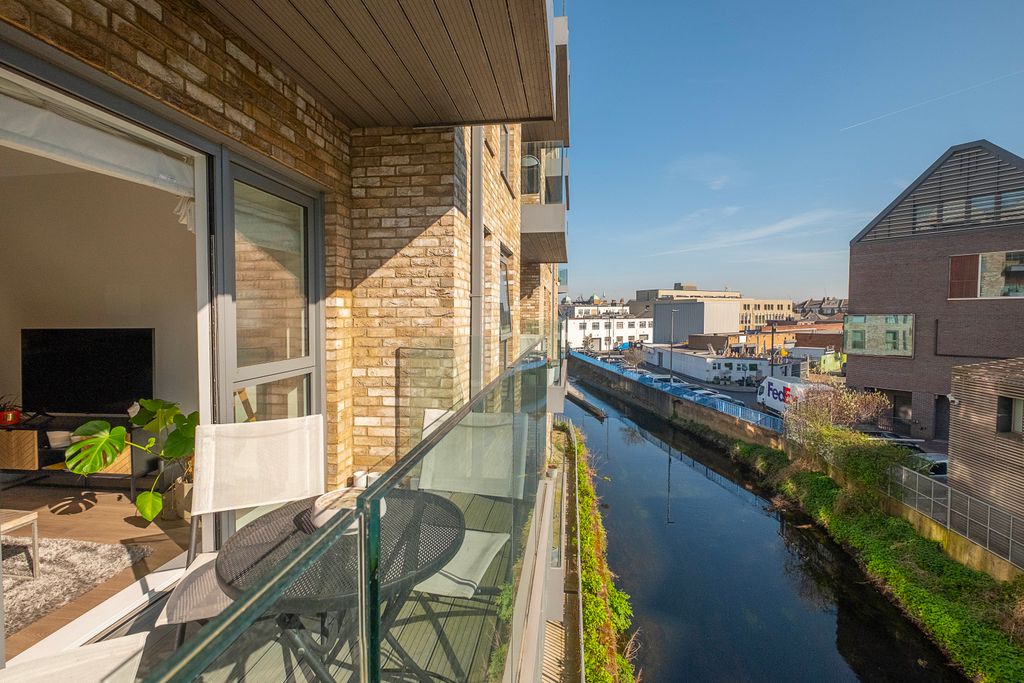 Property photo 3 of 10