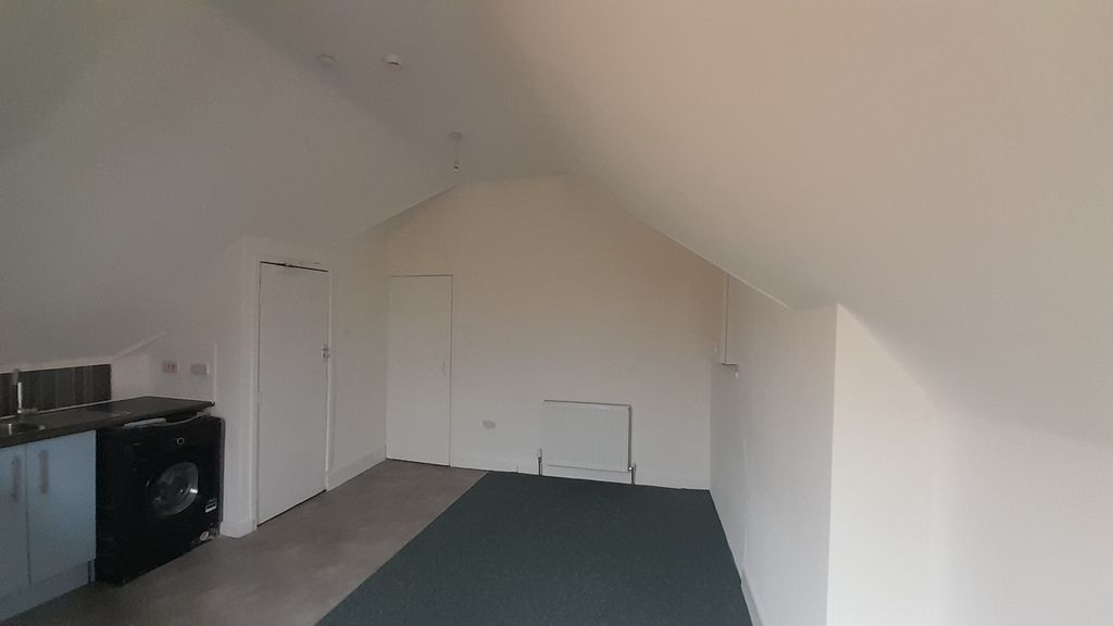 Property photo 3 of 6 Gallery