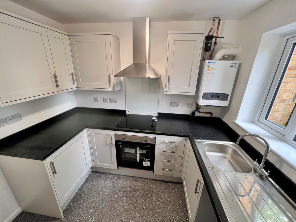 Property photo 1 of 5 Kitchen