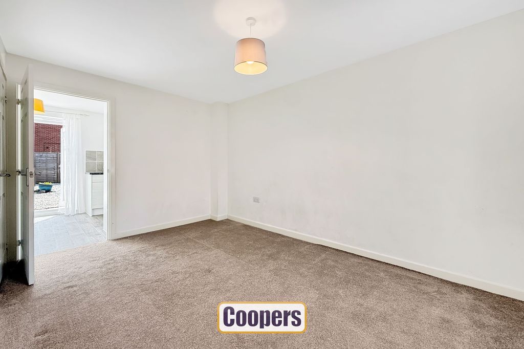 Property photo 2 of 10 Living Room