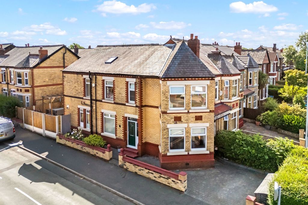 Property photo 1 of 39