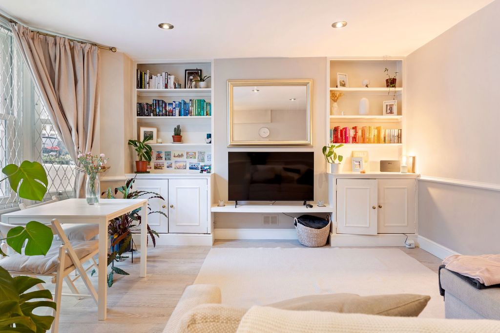 Property photo 3 of 9