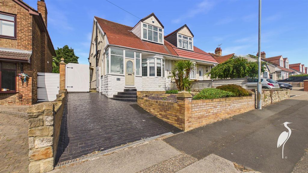 Property photo 1 of 36