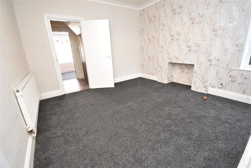 Property photo 3 of 4