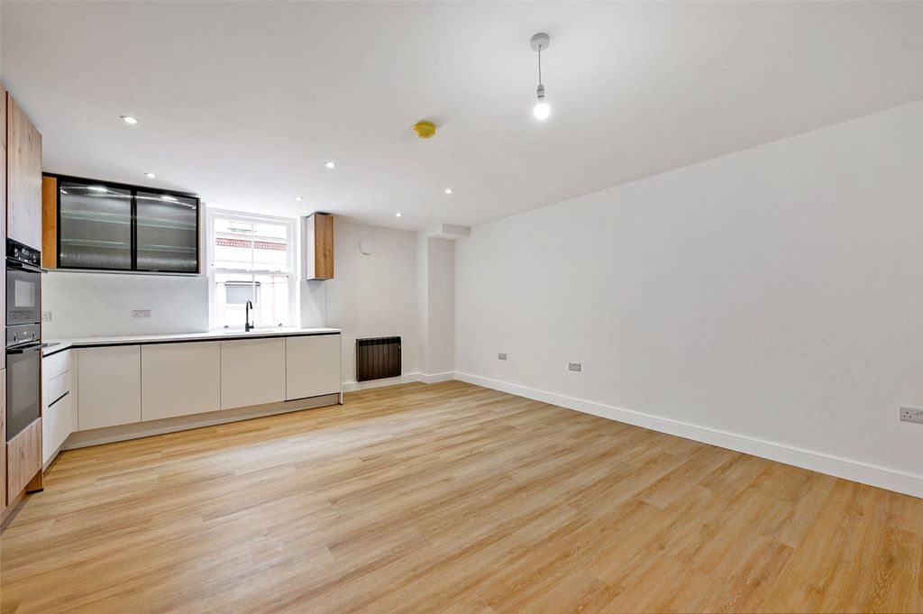 Property photo 2 of 6 Picture No. 02