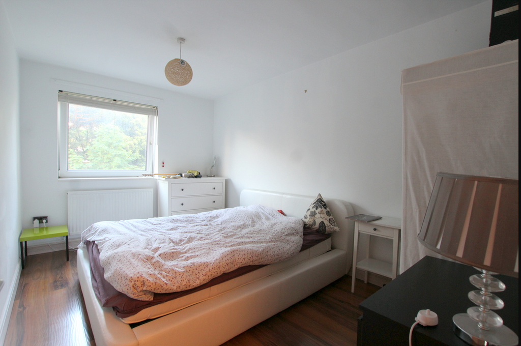 Property photo 3 of 8 3