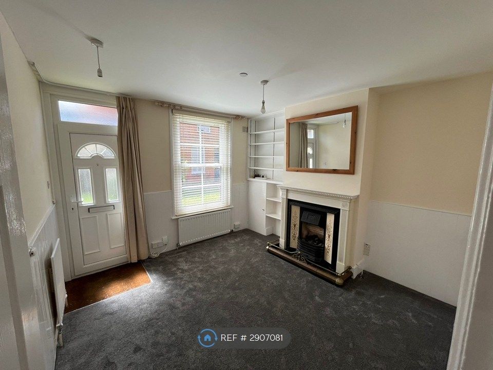 Property photo 2 of 9