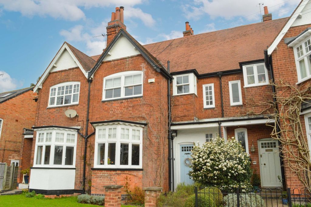 Property photo 1 of 44