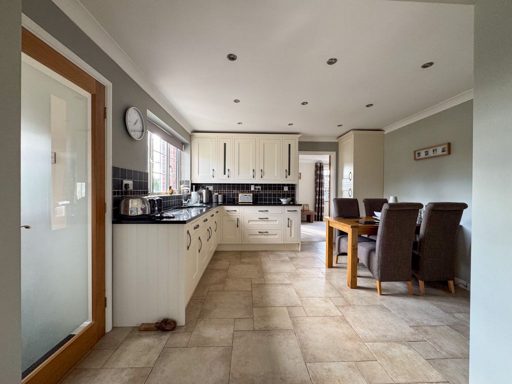 Property photo 2 of 53 Img_8249