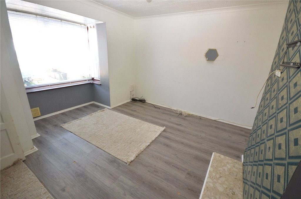 Property photo 2 of 12 Picture No. 05